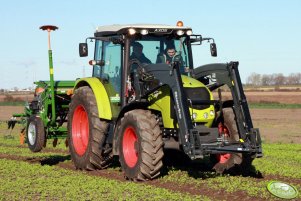 Claas AXOS 320 C i Amazone D-9