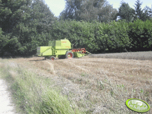 Claas Compact 30