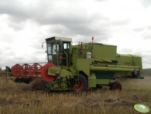 Claas Dominator 105