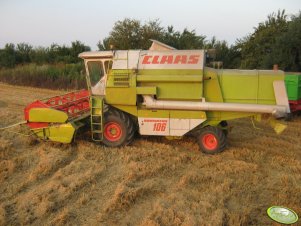 Claas Dominator 106