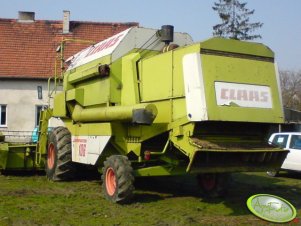 Claas Dominator 106