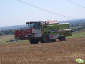 Claas Dominator 108