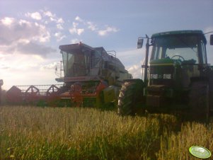 Claas Dominator 108sl & John Deere 6100