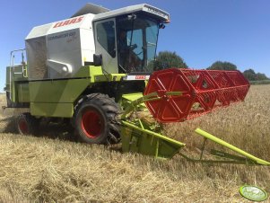 Claas Dominator 150