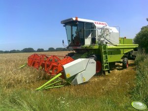 Claas Dominator 150