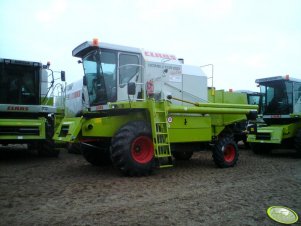 Claas Dominator 150