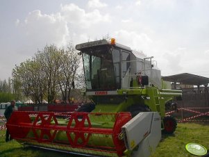 Claas Dominator 150