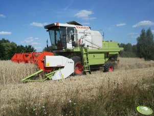 Claas Dominator 150