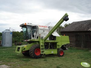 Claas Dominator 150