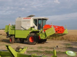 Claas Dominator 150H