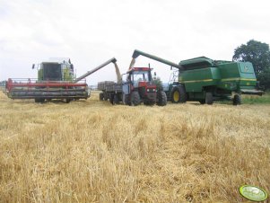Claas Dominator 208 Mega & John Deere 2256 & Ursus 1