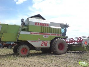 Claas Dominator 218 Mega