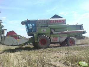 Claas Dominator 218 Mega