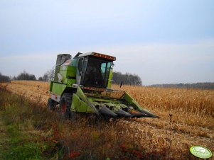 Claas Dominator 68s.