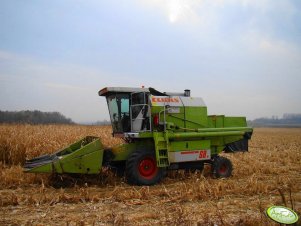 Claas Dominator 68s.