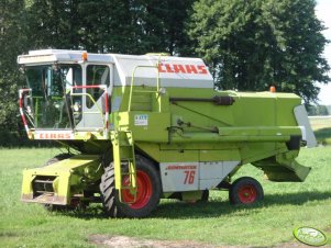 Claas Dominator 76
