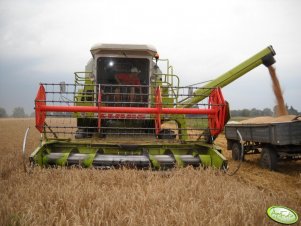 Claas Dominator 76