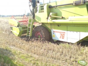 Claas Dominator 76