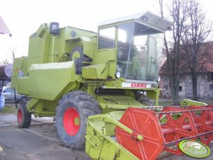 Claas Dominator 85