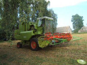 Claas Dominator 85