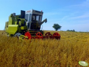 Claas Dominator 85