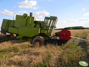Claas Dominator 85 