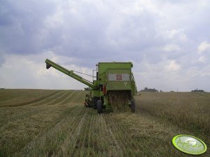 Claas Dominator 85