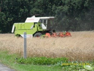 Claas Dominator 86