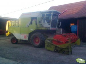 Claas Dominator 86