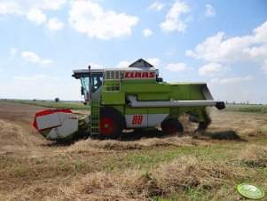 Claas Dominator 88