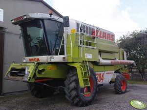 Claas Dominator MEGA 204