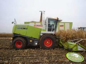 Claas Jaguar 900