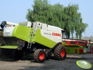 Claas Lexion 560