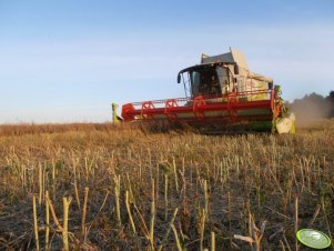 Claas Lexion 660 + V750