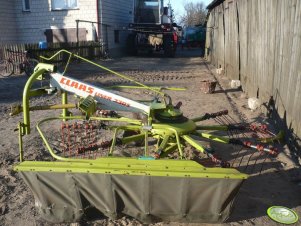 Claas Liner 330s