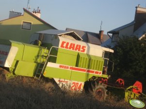 Claas Mega 204