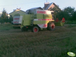 Claas Mega 204