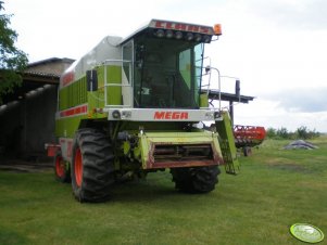 Claas Mega 208 I