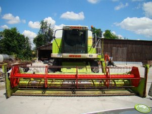 Claas Mega 208