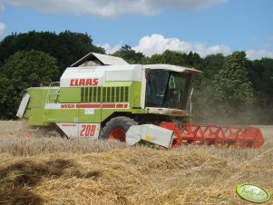 Claas Mega 208