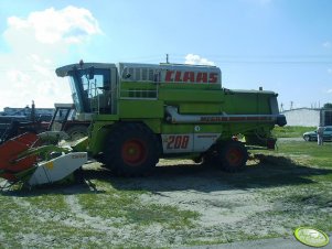 Claas Mega 208 