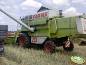 Claas Mega 208