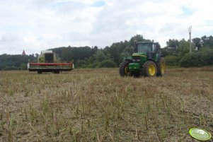 Claas Mega 218 & JD 7810