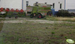 Claas Mega 218