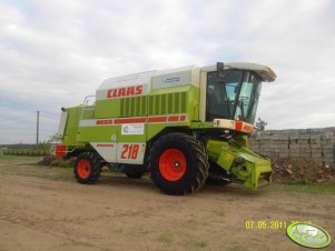 Claas Mega 218