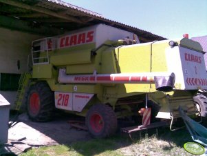 Claas Mega 218