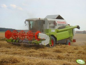 Claas Mega 350