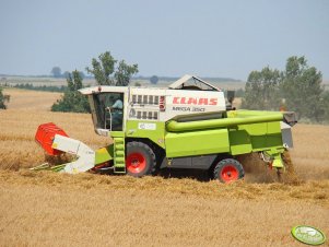 Claas Mega 350