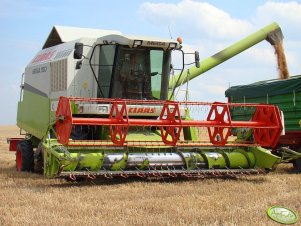 Claas Mega 350