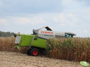 Claas Mega 350